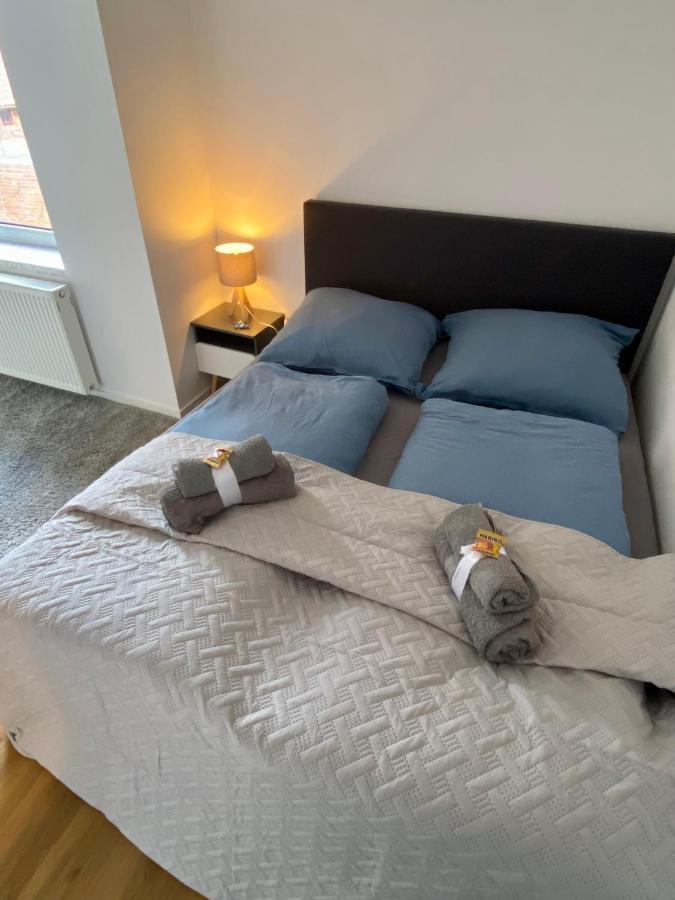 Traumhafte 115 Qm Ferienwohnung Am Steinhuder Meer, Ruhig, Komfortabel, Loggia, Parkplatz, Wifi Wunstorf Exterior photo