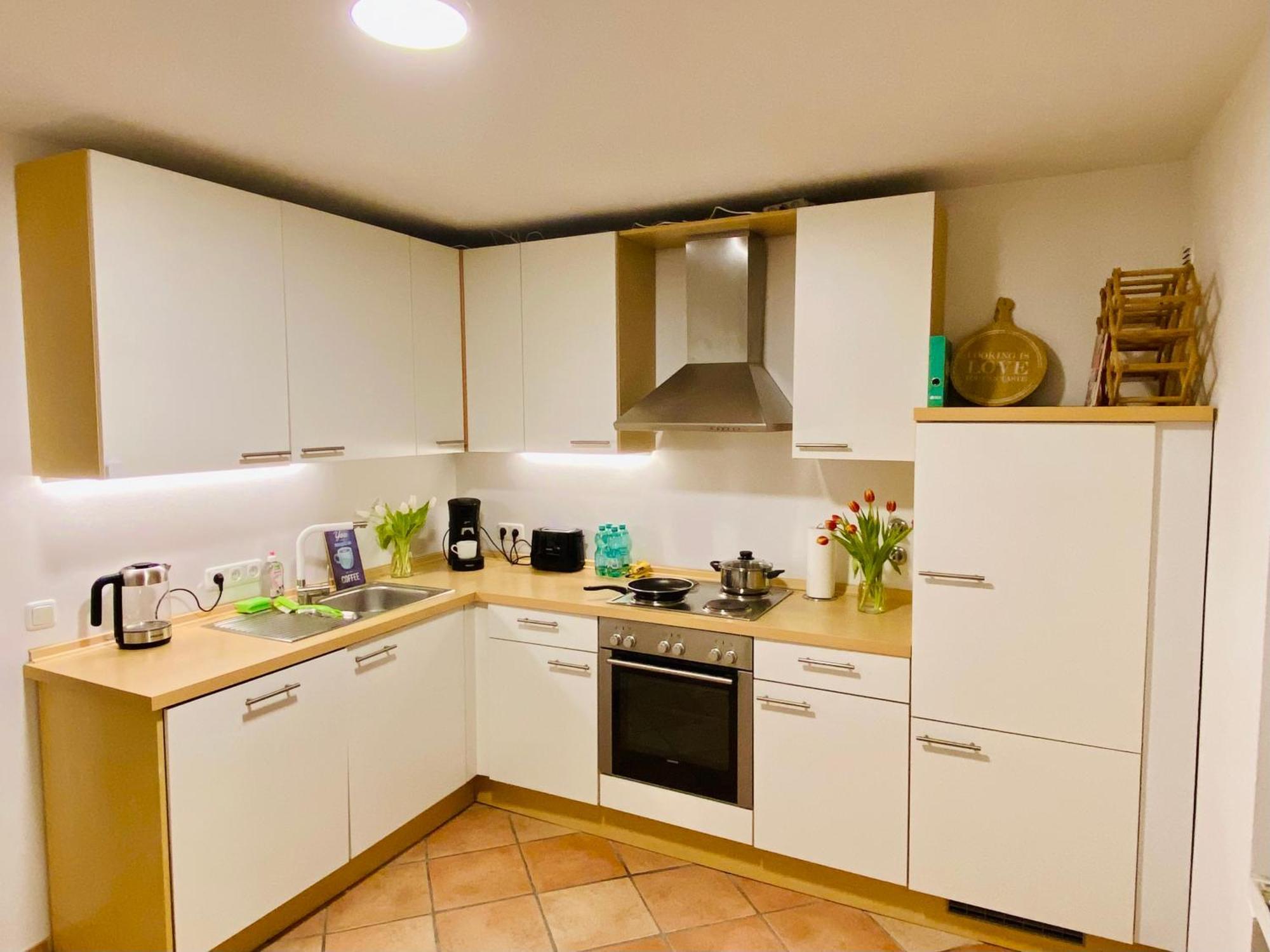 Traumhafte 115 Qm Ferienwohnung Am Steinhuder Meer, Ruhig, Komfortabel, Loggia, Parkplatz, Wifi Wunstorf Exterior photo